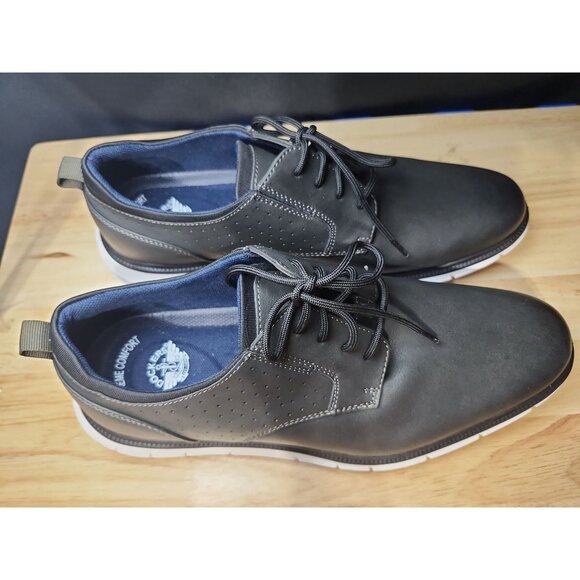 Dockers Size 10 M - Picture 4 of 6